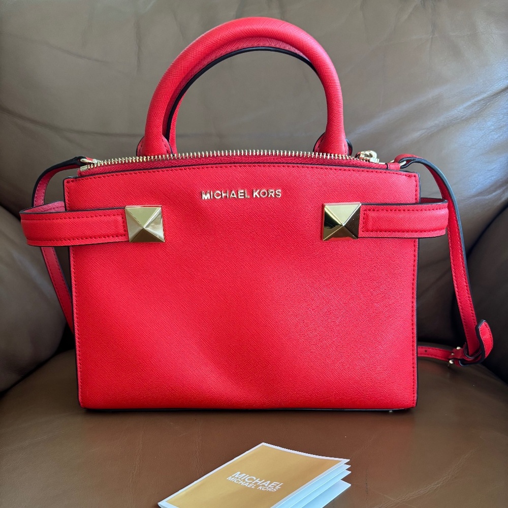 Michael Kors hand bag